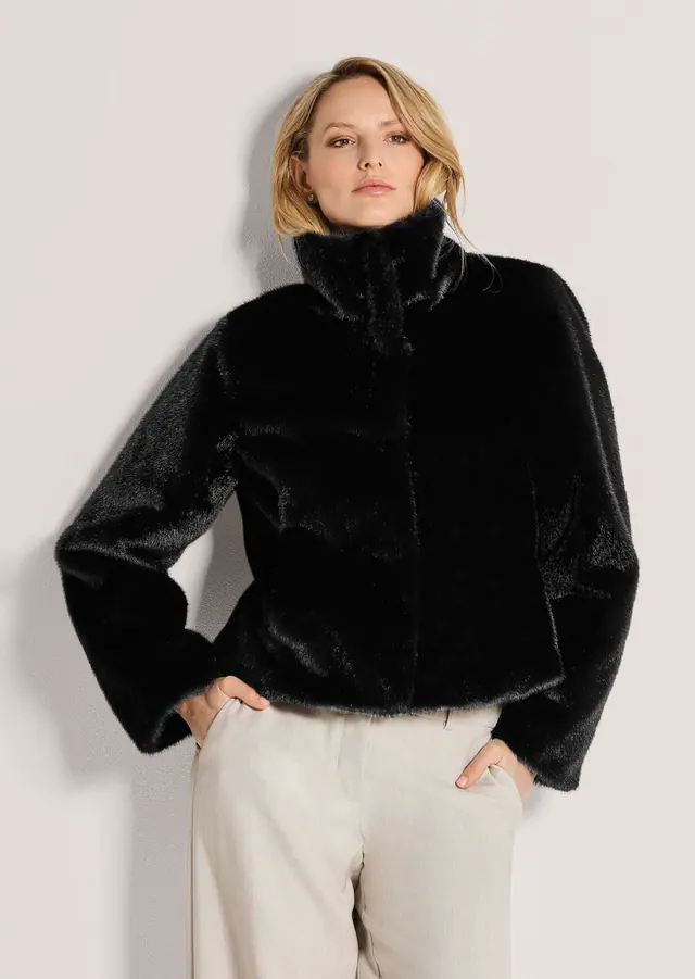 Madeleine: Modische Kurzjacke aus Webpelz, қара, әйелдер күртешесі