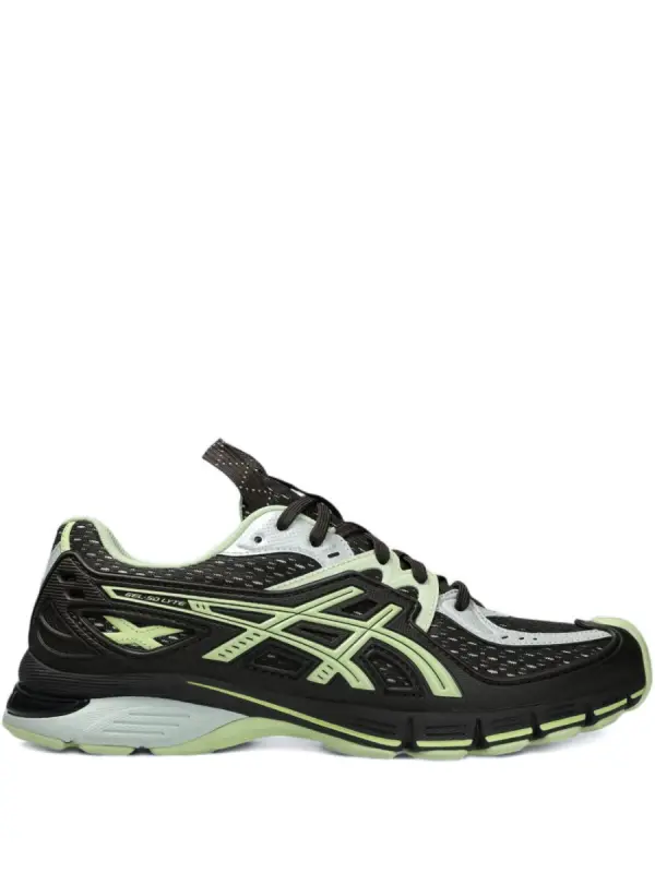 ASICS Sneakers mit Schnuerung - Каталогеру: заказать в России с доставкой из Европы