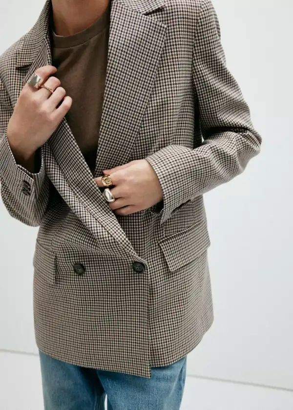 Doppelreihiger Blazer mit Mikro-Pata-de-Gallo-Muster - фото товара