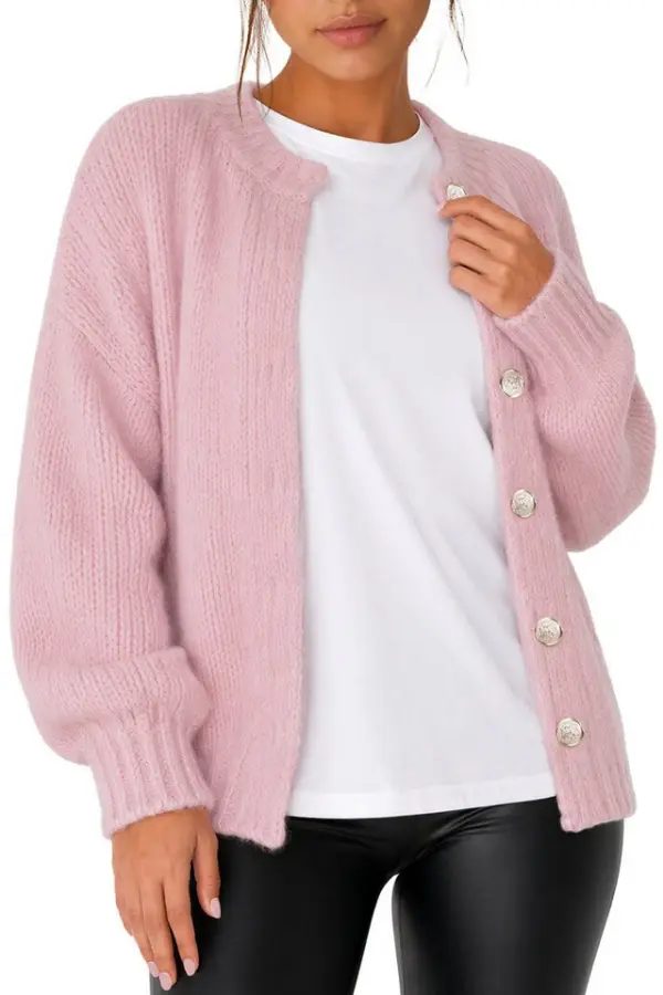 REICHSTADT Strickjacke Damen Relaxed Fit Cardigan 25RSW094 (1-tlg) Knoepfe und Rundhalsausschnitt als stilvolle Design-Highlights - фото товара