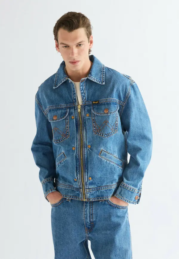 Wrangler UNLINED JACKET SUPER JEANS JACKET FOR MENS - RELAXED FIT . - Denim jacket - фото товара
