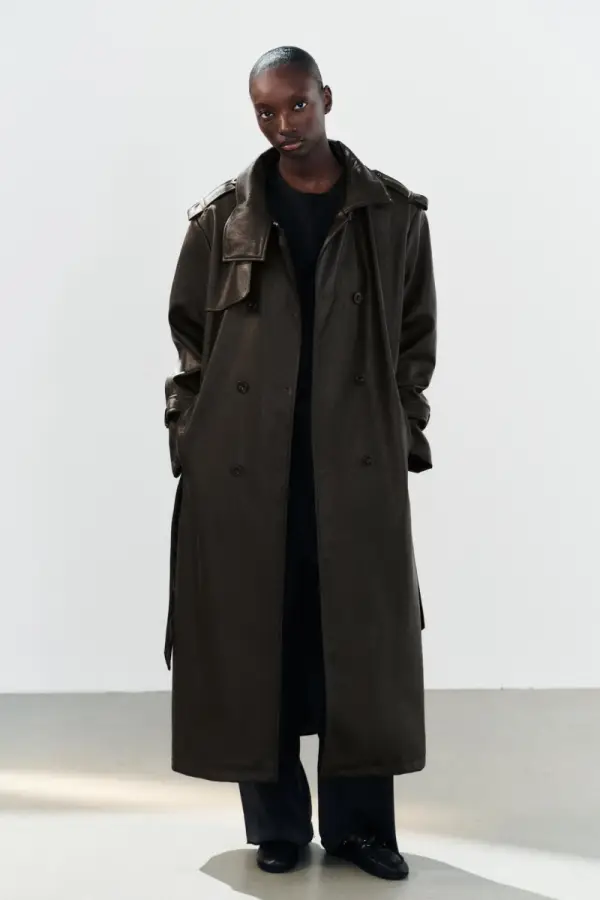 TRENCHCOAT LACK-EFFEKT lang - фото товара