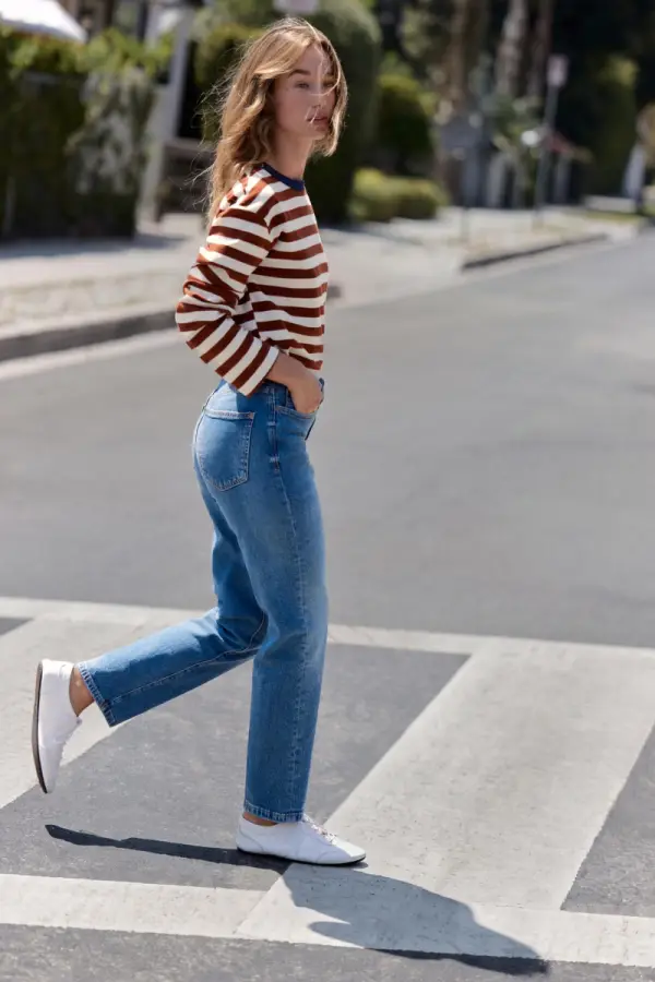 Z1975 MOM FIT JEANS MIT HOHEM BUND UND BUeGELSTREIFE - фото товара