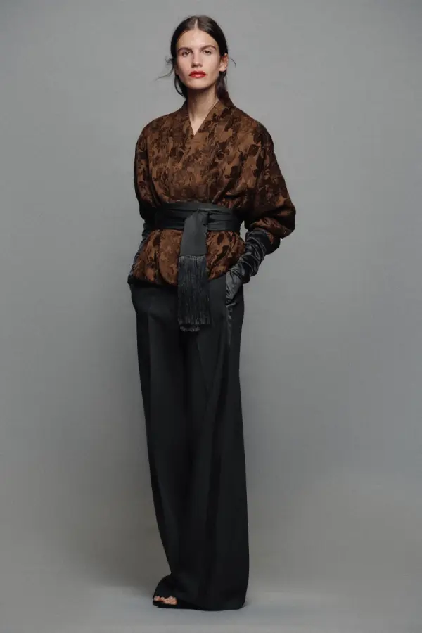 Товар CONTRAST JACQUARD JACKET из интернет-магазина zara.com