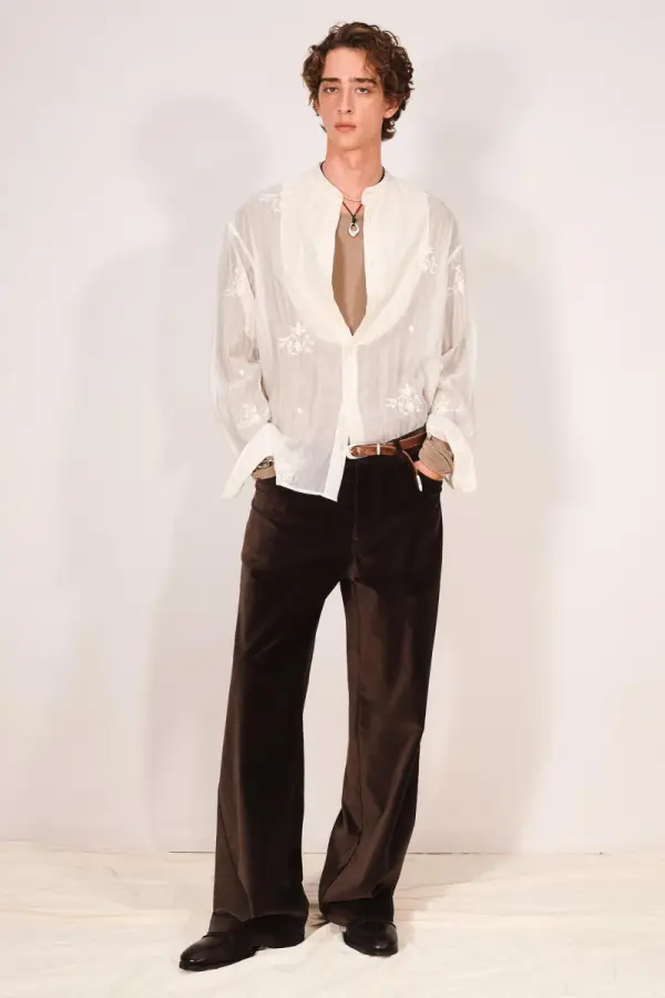 Товар Straight-Relaxed-Fit-Hose aus Samt из интернет-магазина zara.com