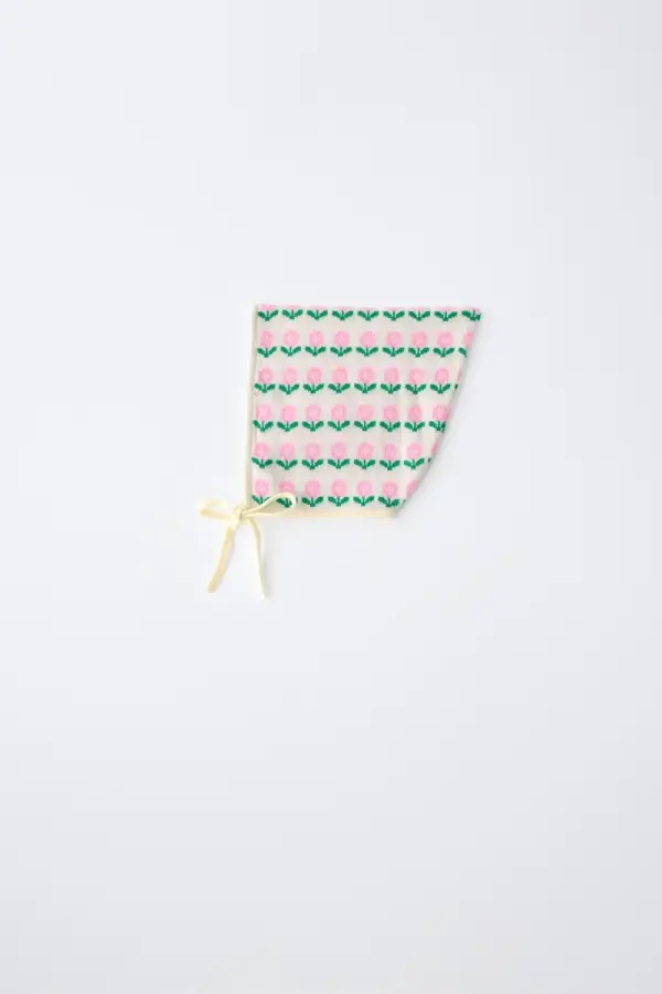 STRICKHAUBE MIT JACQUARD-BLUMENMUSTER - фото товара