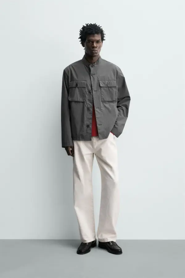 OVERSHIRT AUS BAUMWOLLE MIT TASCHEN - Каталогеру: заказать в России с доставкой из Европы