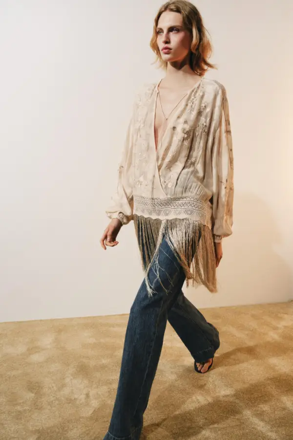 BLUSE MIT STICKEREI UND FRANSEN ZW COLLECTION - Каталогеру: заказать в России с доставкой из Европы
