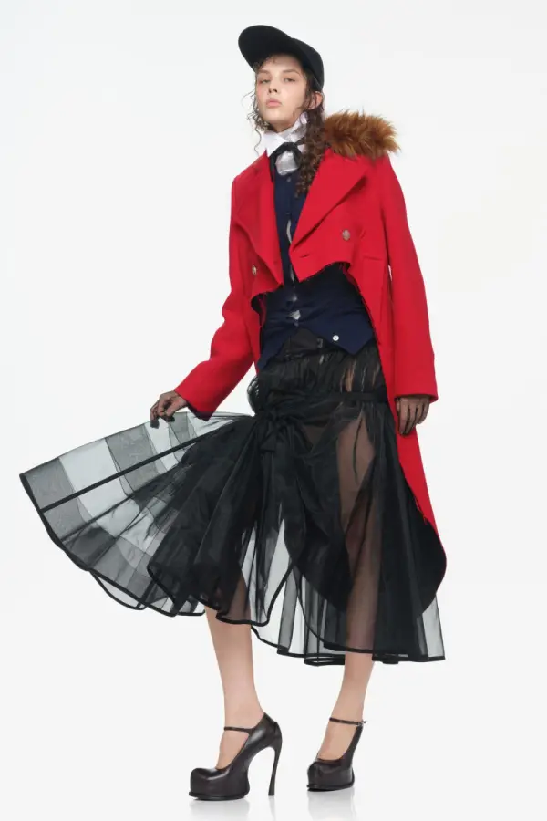 Товар Asymmetrischer Wollmantel Limited Edition из интернет-магазина zara.com