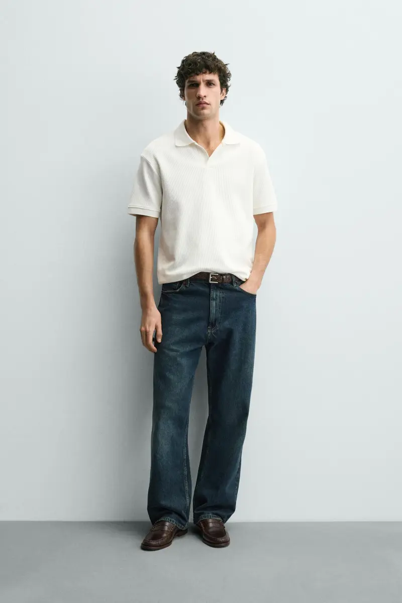 POLOSHIRT MIT VERTIKALEM STRUKTURMUSTER - Cremefarben - Каталогеру: заказать в России с доставкой из Европы