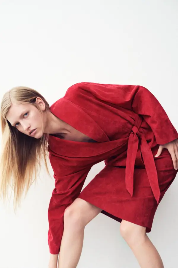 LEDERJACKE MIT GUeRTEL - фото товара