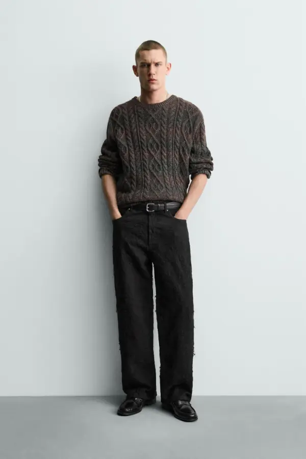 JACQUARD-HOSE MIT STRUKTURMUSTER - Каталогеру: заказать в России с доставкой из Европы