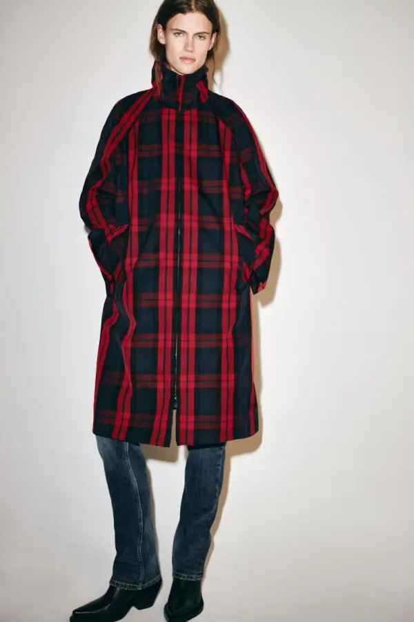 TRENCHCOAT IN MIDI-LAeNGE MIT KAROMUSTER ZW COLLECTION - фото товара